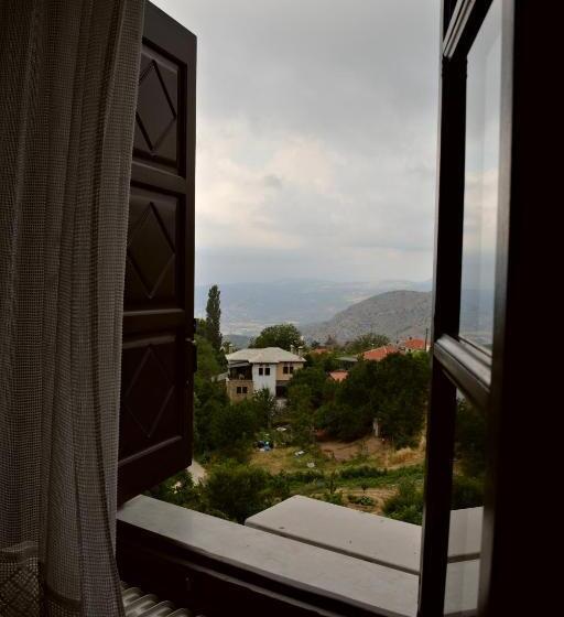 Семейные Апартаменты, Guesthouse Filokalia