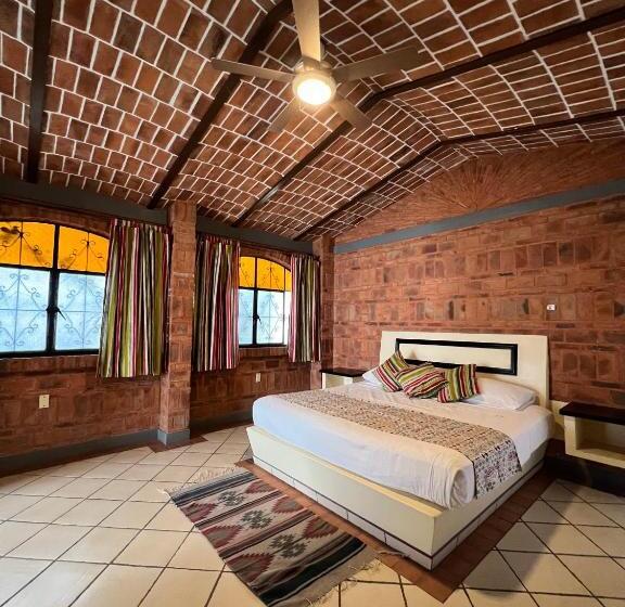 스위트, Mama Chuy Hotel & Villas
