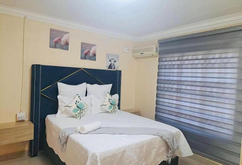 Люкс Повышенной Комфортности, C Rane Guesthouse