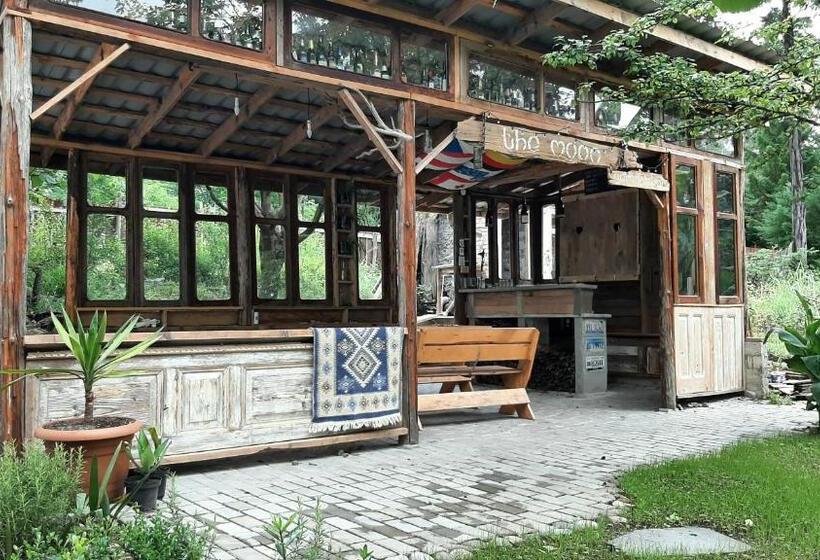 اتاق استاندارد, Coworking & Coliving Gumbrini