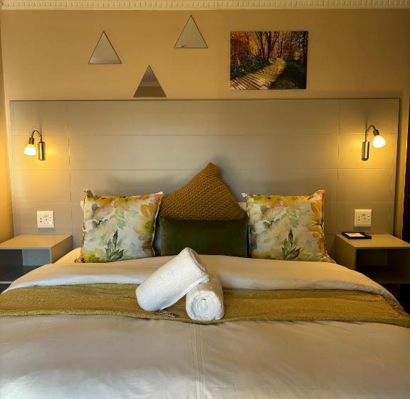 Номер Deluxe Кровать Кинг, Accommodation Bedfordview   Hethersett Guesthouse