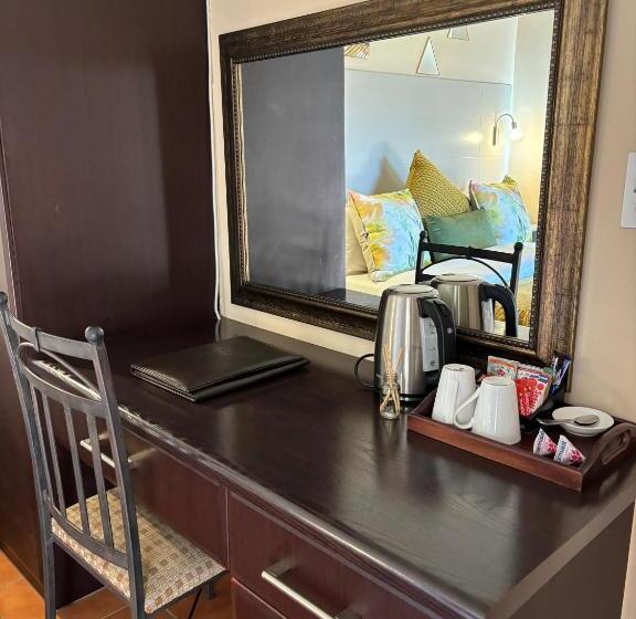 Номер Deluxe Кровать Кинг, Accommodation Bedfordview   Hethersett Guesthouse
