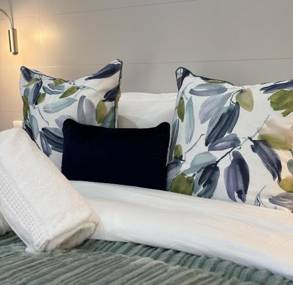 Люкс Deluxe Кровать Кинг, Accommodation Bedfordview   Hethersett Guesthouse