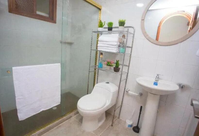 اتاق استاندارد سه نفره, Albore Hostel Pereira