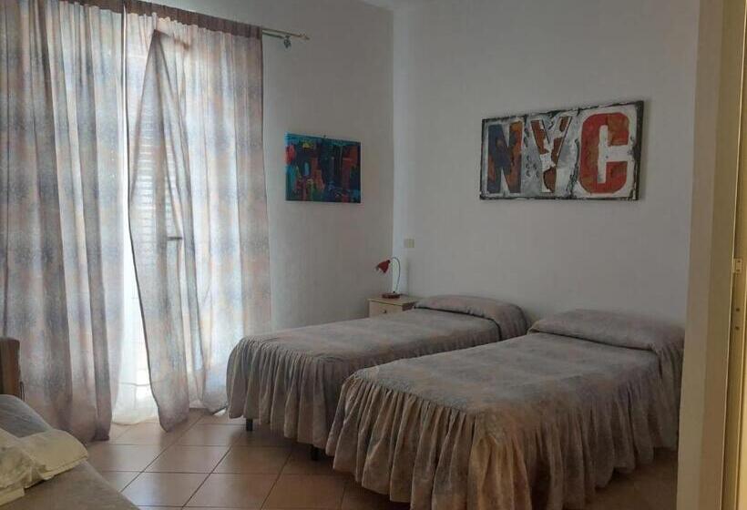اتاق استاندارد با بالکن, B&b Giada