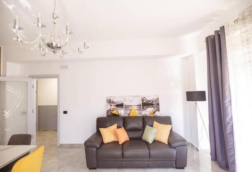 اتاق استاندارد با بالکن, Casa Avignone