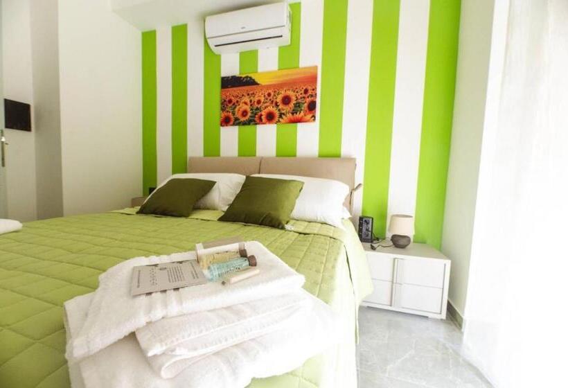 اتاق استاندارد با بالکن, Casa Avignone
