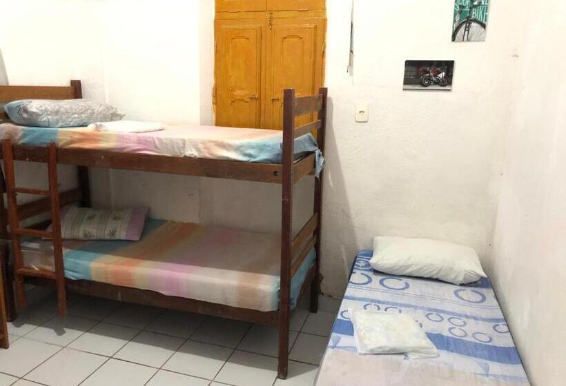 스탠다드 트리플 룸, Capiba Hostel E Pousada