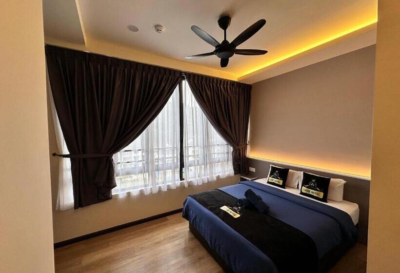 Номер Deluxe, Lavie At Centrum
