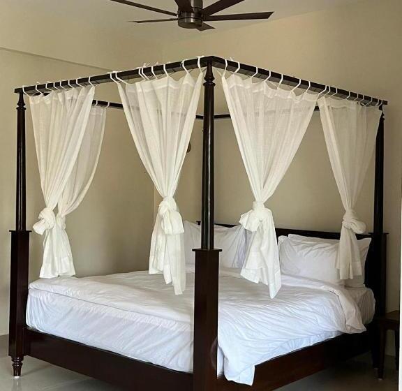 带大床的标准间, Scot Inn Hotel And Resorts