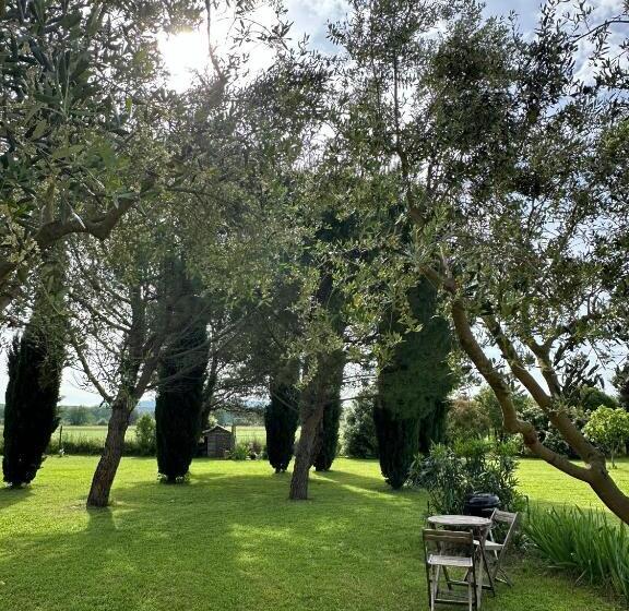 اتاق استاندارد با چشم‌انداز باغ, Maisonnette Indépendante Au Calme Avec Un Grand Jardin