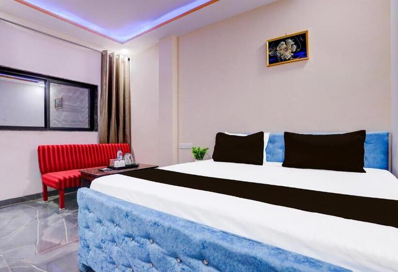 三人经典房间, Oyo Hotel Thakur Ji And Dhaba