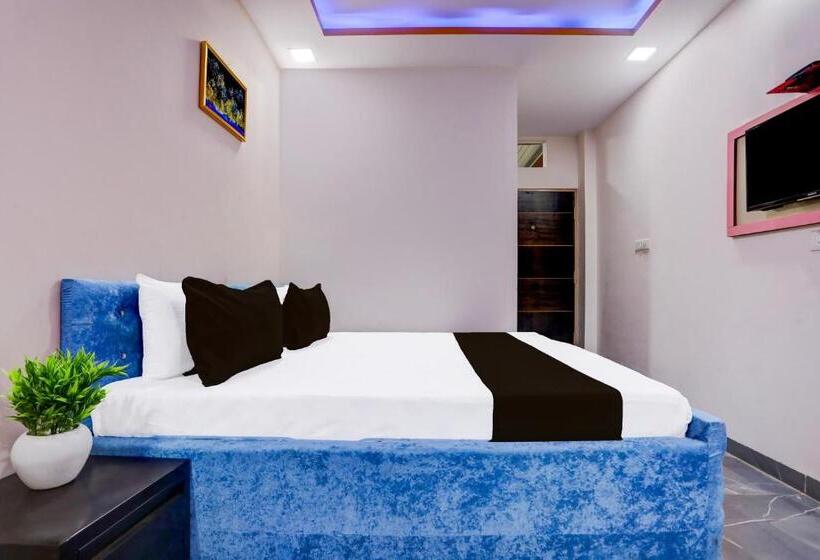 三人经典房间, Oyo Hotel Thakur Ji And Dhaba