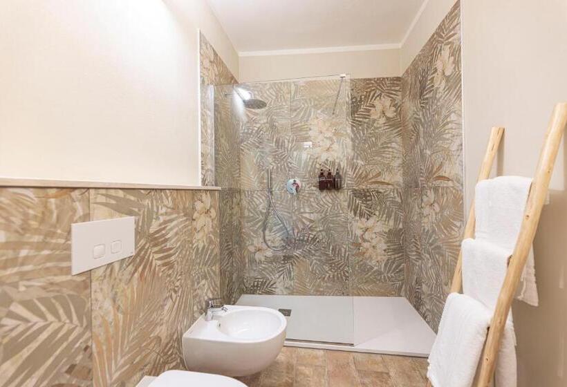 Triplo Executivo, I Due Mondi Rooms