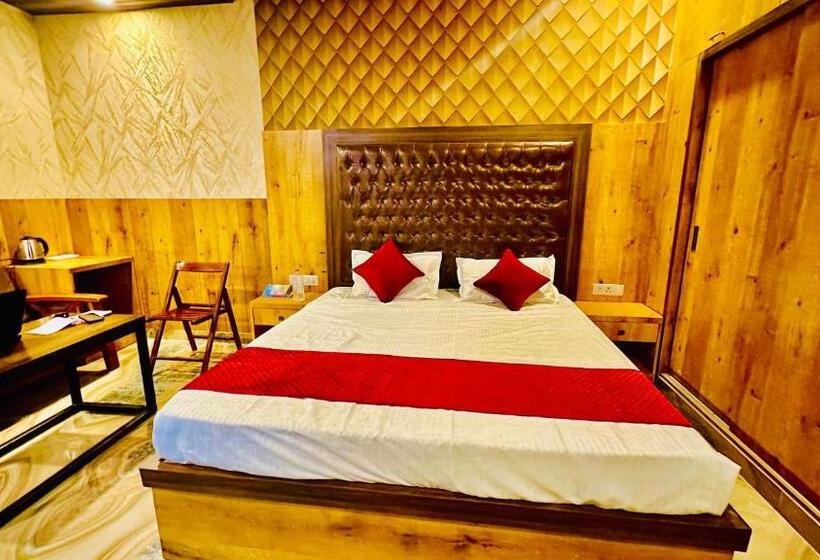آپارتمان سوپریور 1 خوابه, Supro
