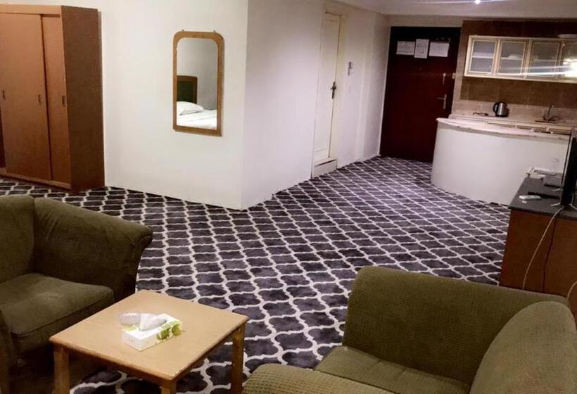 Семейное Студио, Al Aziziyah Hotel And Suites