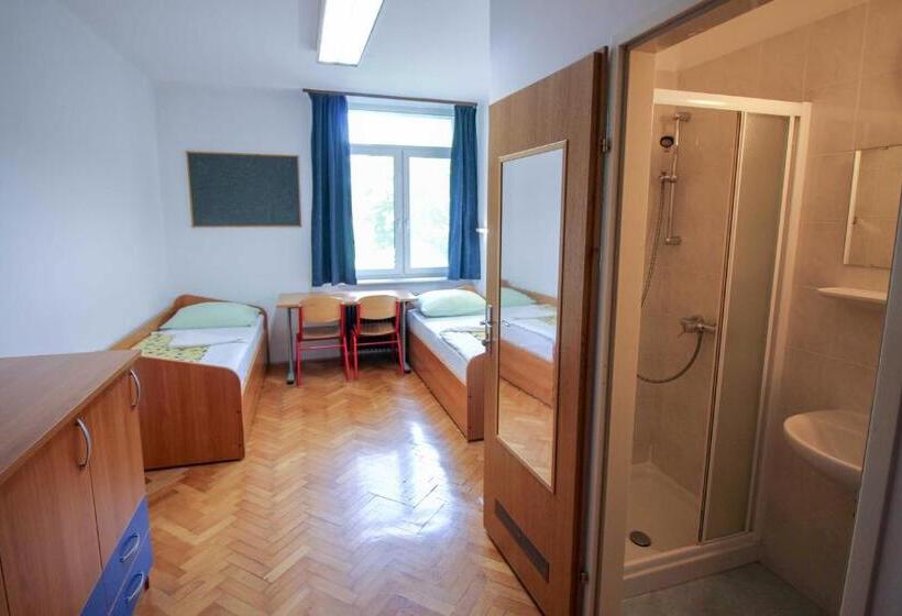 اتاق استاندارد, Dijaški Dom Bežigrad Ljubljana Hostel
