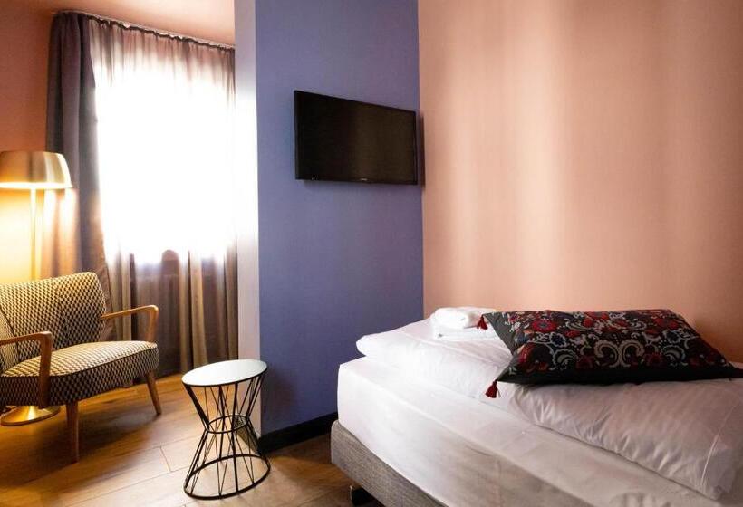 سوییت خانوادگی, Mountainlodge   Boutique House