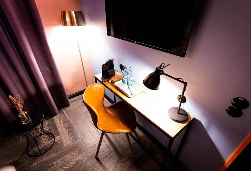 اتاق استاندارد با تخت بزرگ, Mountainlodge   Boutique House