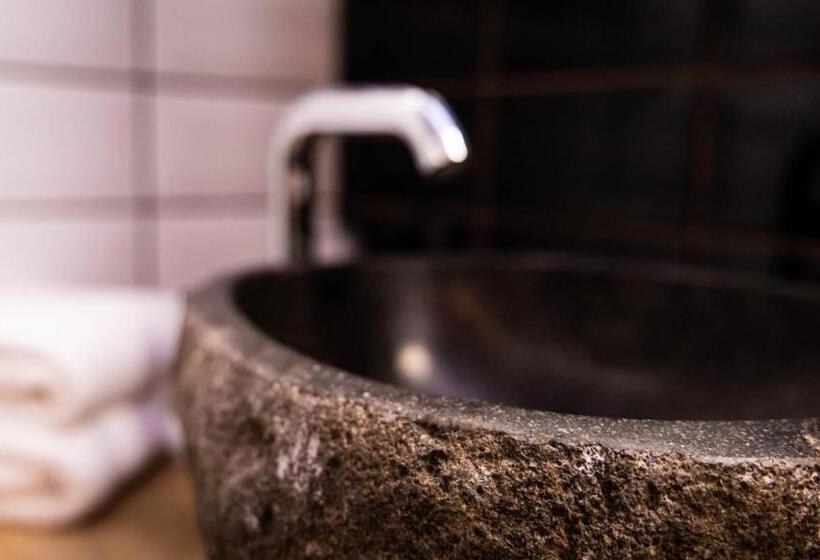 اتاق استاندارد با تخت بزرگ, Mountainlodge   Boutique House
