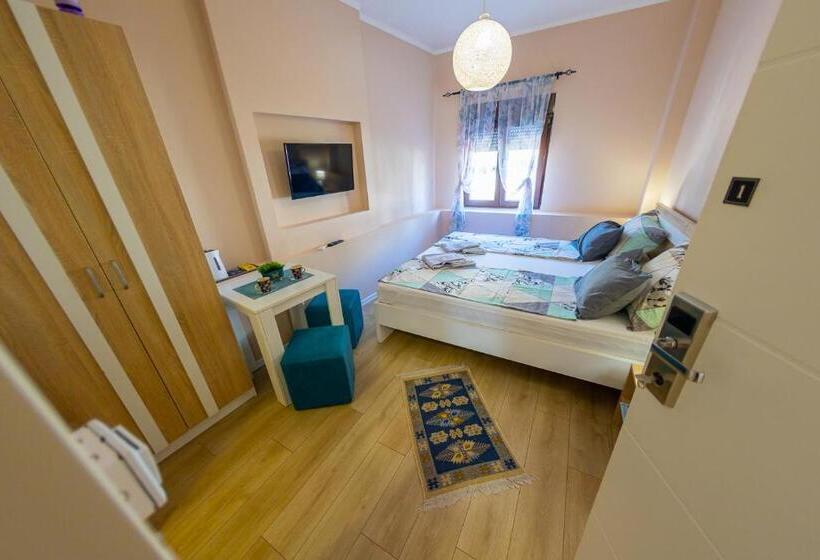 اتاق استاندارد با تخت بزرگ, Kaldrma Guesthouse