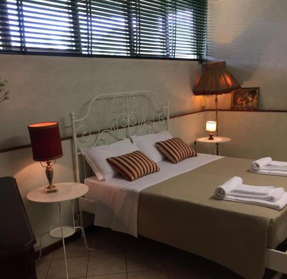 Четырехместный Номер Стандарт, Rooms Villa Bergamo Airport