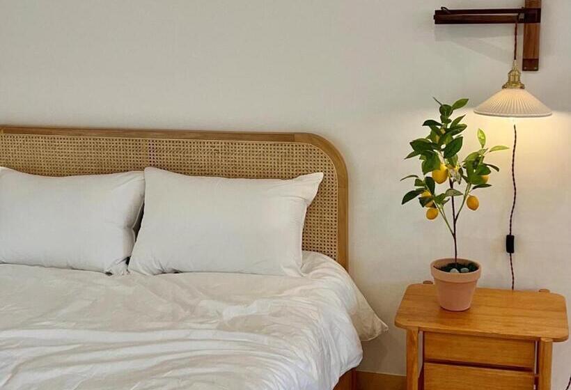 اتاق استاندارد, Yeosu Solstay Hostel