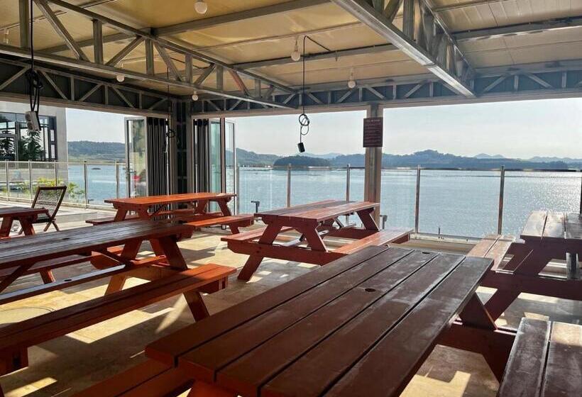 اتاق استاندارد, Yeosu Solstay Hostel