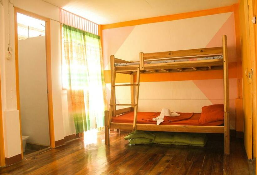 غرفة إقتصادية, Casaoro Homestay