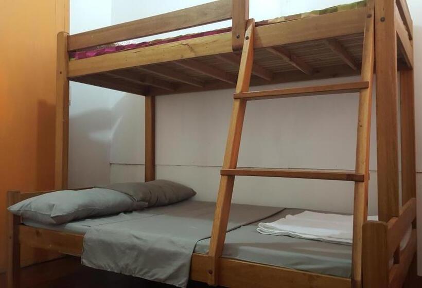 غرفة عائلية, Casaoro Homestay
