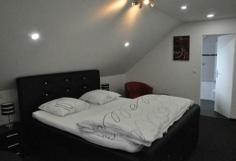 Quarto Estandar, Hôtel Du Chasseur