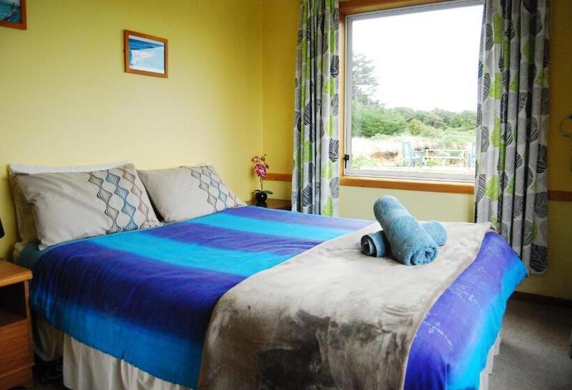 带海景的标准房, Surat Bay Lodge By The Sea/backpackers Hostel