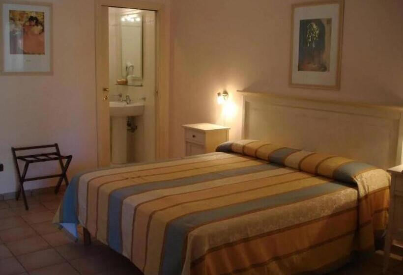 اتاق سوپریور چهار تخته, Il Borghetto Beach Club Resort