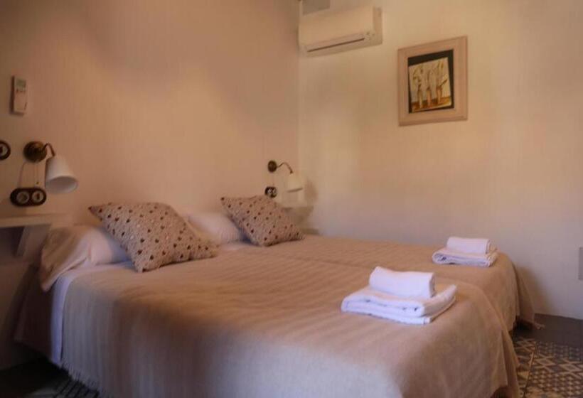 اتاق استاندارد, Can Pera Accommodation   Ti