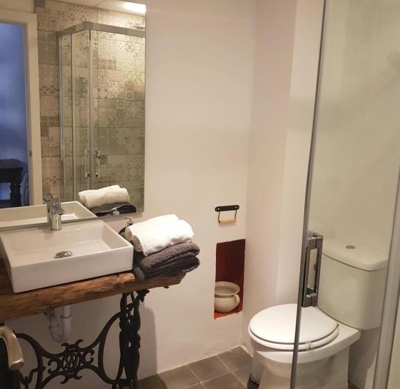 اتاق استاندارد, Can Pera Accommodation   Ti