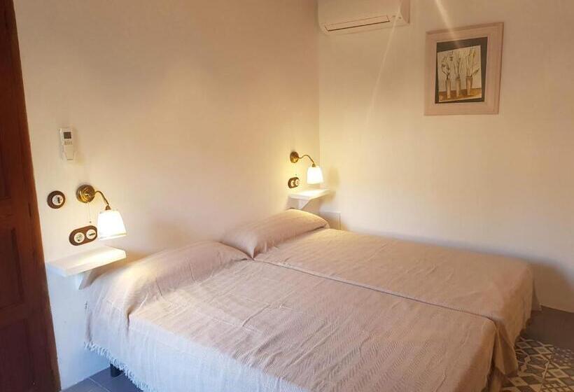 اتاق استاندارد, Can Pera Accommodation   Ti