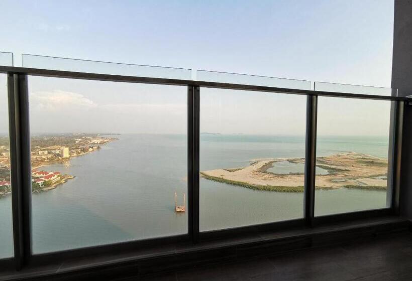 آپارتمان 1 خوابه با چشم‌انداز دریا, Thermospace Silverscape A 19 01 Melaka City