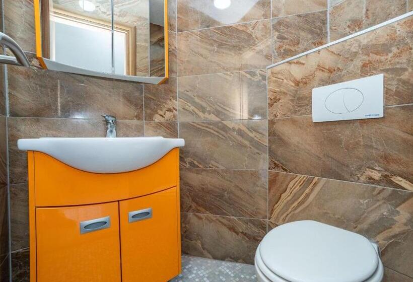 Апартаменты 3 Спальни, Guest House Stipanovi Dvori