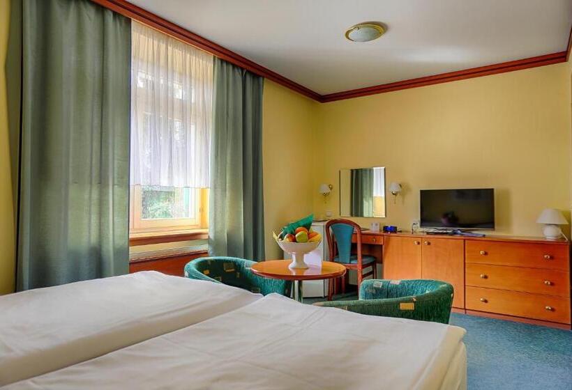 Quarto Estandar, Ensana Vila Trajan