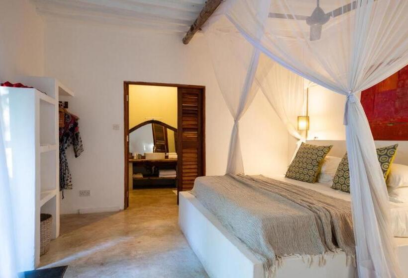 سوئیت جونیور با چشم‌انداز باغ, Upendo Beach Boutique Hotel Zanzibar