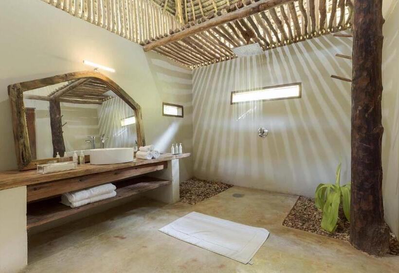 سوئیت جونیور با چشم‌انداز باغ, Upendo Beach Boutique Hotel Zanzibar