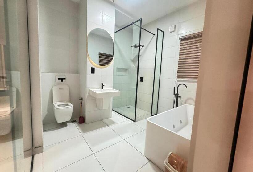 آپارتمان 4 خوابه, Admiralty Lekki