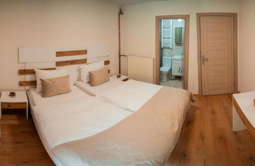 اتاق استاندارد با چشم‌انداز کوهستان, Ramallah Resort