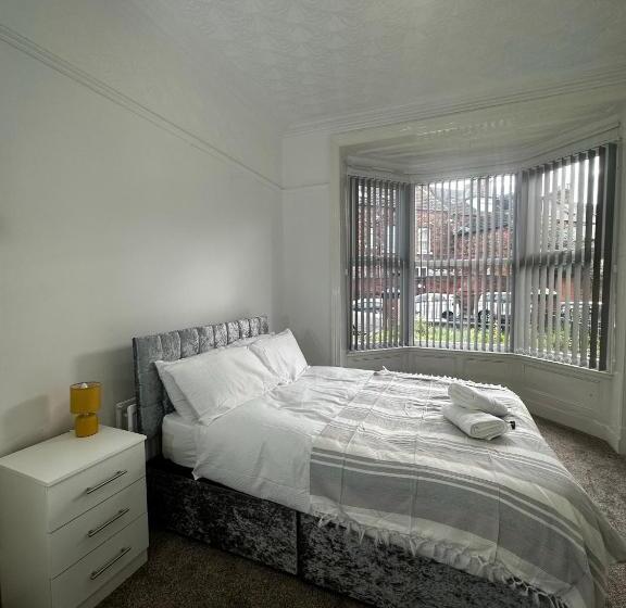 Номер Стандарт Совместная Ванная, Le Crescent Rooms, Room Stays