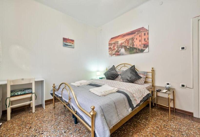 اتاق لوکس, City Living Guest House Venice