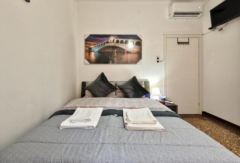 اتاق استاندارد, City Living Guest House Venice