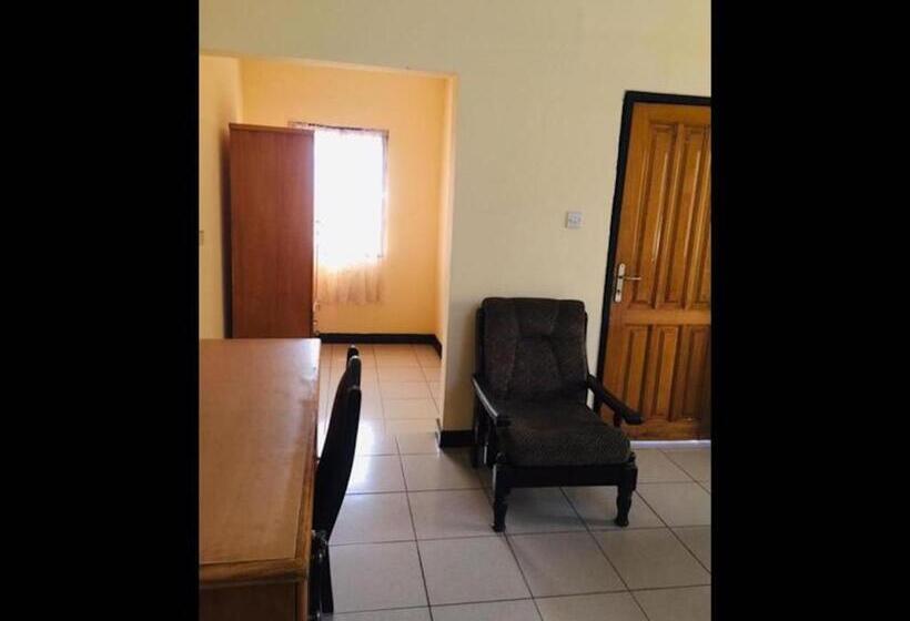 غرفة قياسية فردية, Room In Bb   Single Room With Balcony