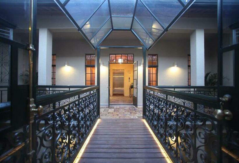 Семейный Номер, Imperial Guard Boutique Hotel御前侍卫艺术精品酒店
