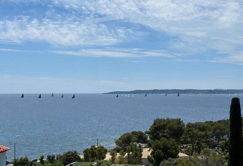 Номер Стандарт Вид на Море, Maison Lumio