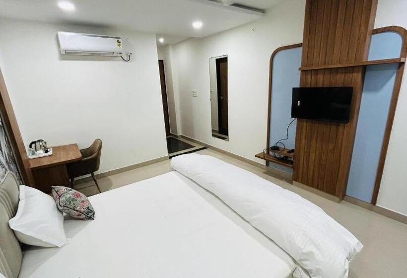 Quarto Estandar Cama King, The Gamora